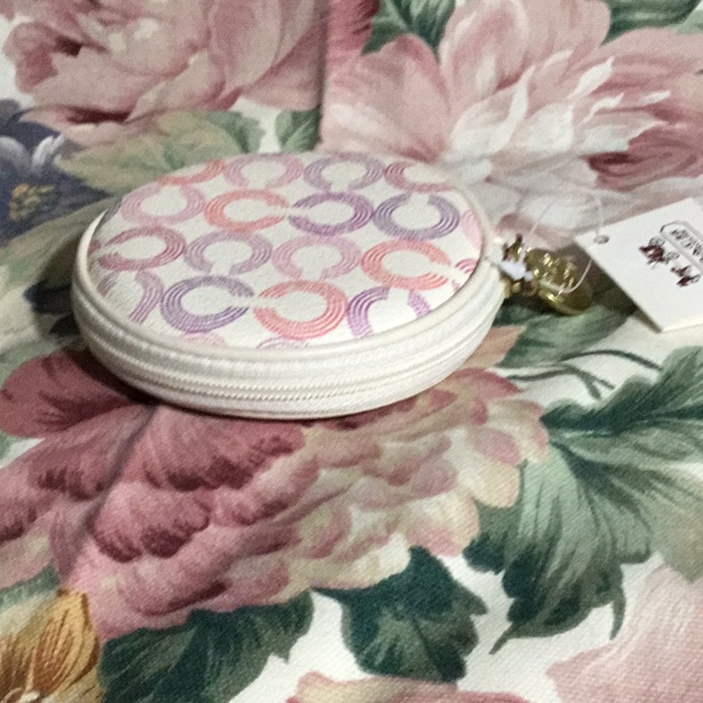 Coach coin purse - Picture 4 of 5